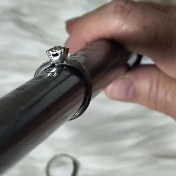 Old Wedding Ring Set Size 7.5 - Picture 5 of 5